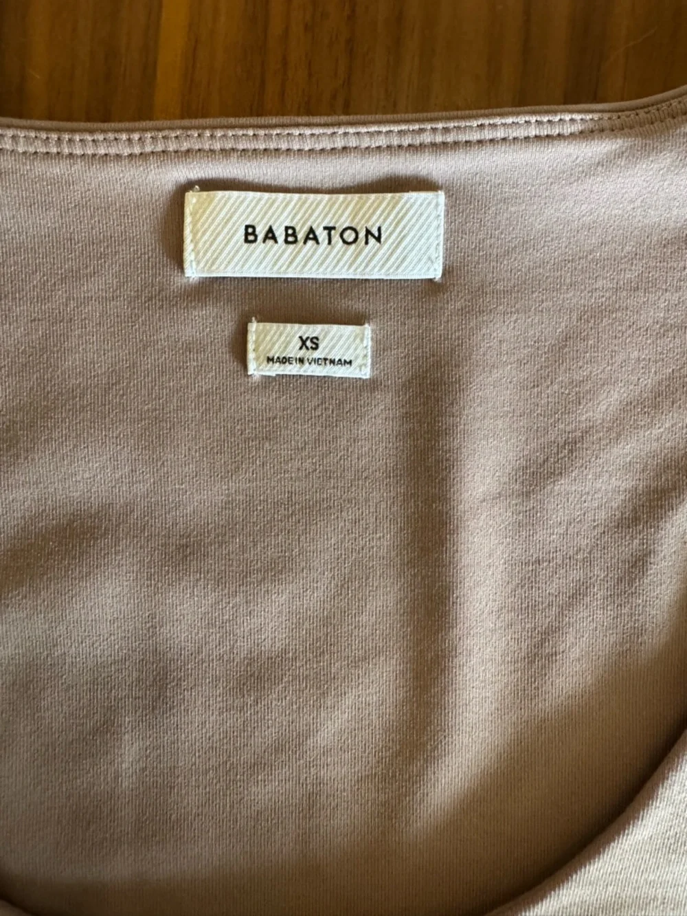 Babaton Sculpt Knit Long Sleeve Top Taupe Beige Fitted XS - Picture 6 of 8